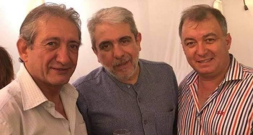 El Gobierno ech&oacute; al oftalm&oacute;logo rivadaviense que fue Senador del PJ, por faltar dos meses injustificadamente 
