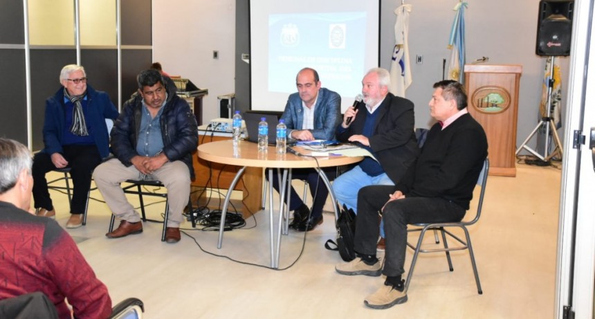 La Liga Rivadaviense de F&uacute;tbol, recibi&oacute; a las autoridades del Consejo Federal de F&uacute;tbol 