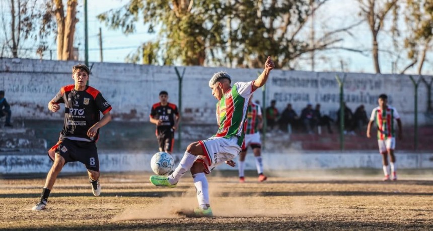 Rivadavia Rescat&oacute; un Punto de Oro ante el L&iacute;der Guaymall&eacute;n