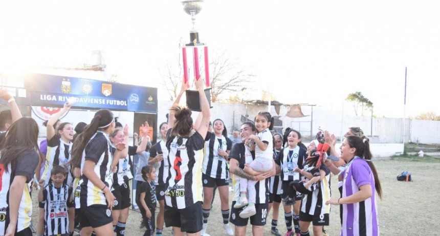 Liga Rivadaviense: Montecaseros se coron&oacute; Campe&oacute;n de Primera Femenina  